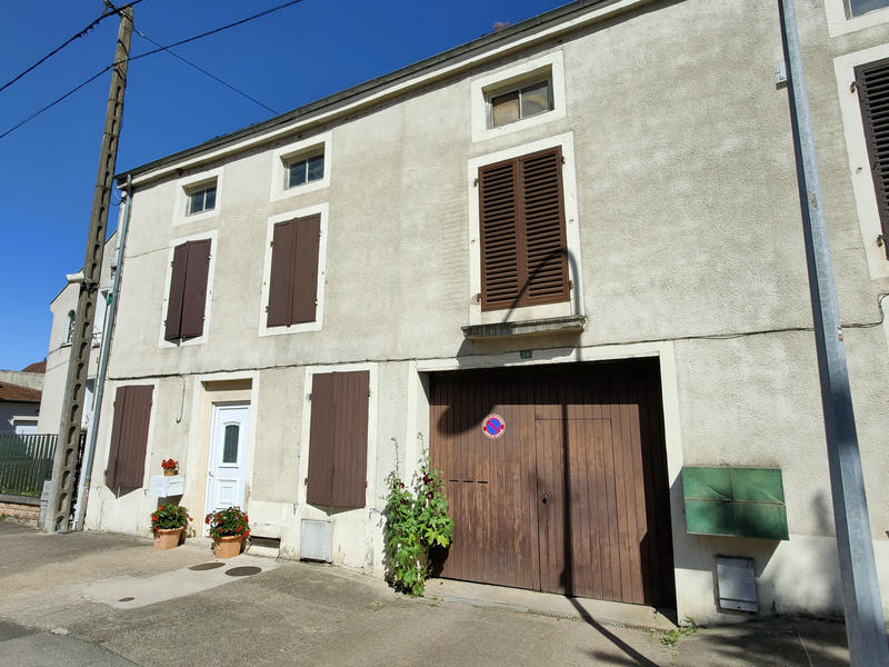 Immeuble - 228 m² - 10 pièces