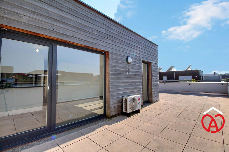 Appartement - 81 m² - 4 pièces