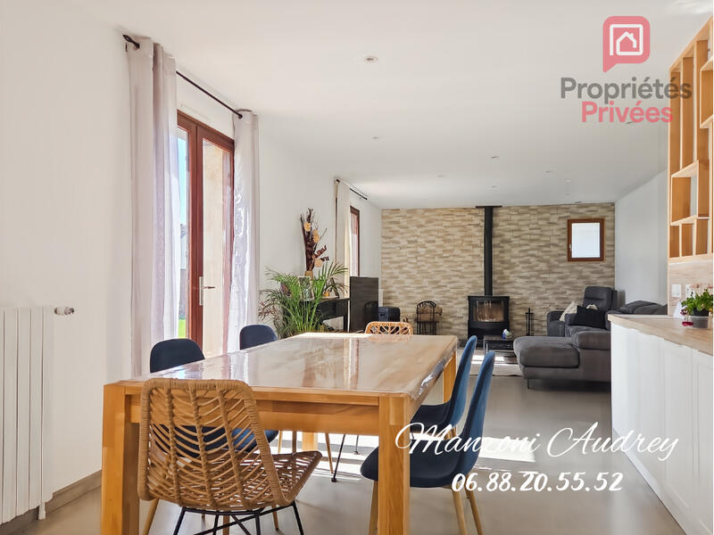 Maison - 140 m² - 5 pièces