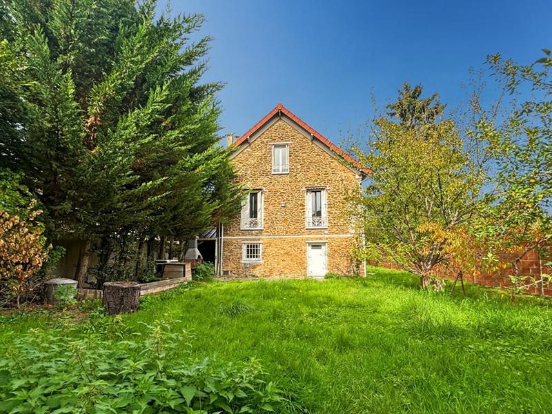 Maison - 135 m² - 6 pièces