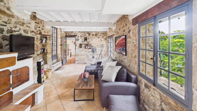 Maison - 110 m² - 7 pièces