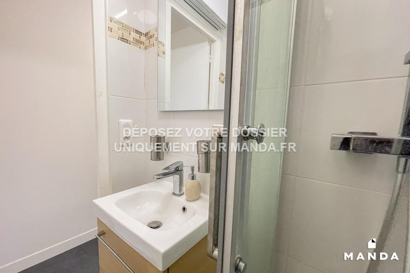 Chambre - 10 m² - 4 pièces