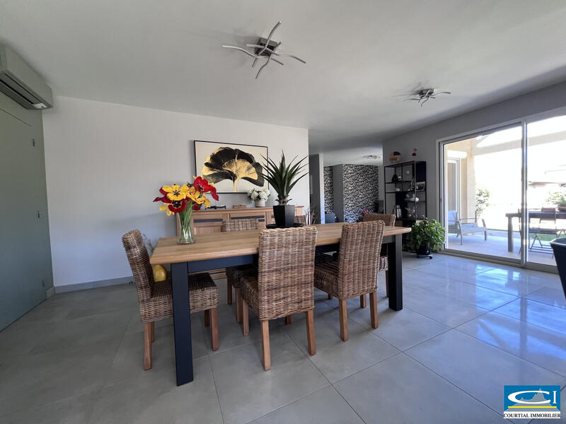 Maison - 88 m² - 4 pièces