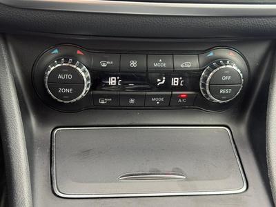 Mercedes Gla 200 7-G Dct Sensation