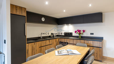 Appartement - 85 m² - 4 pièces