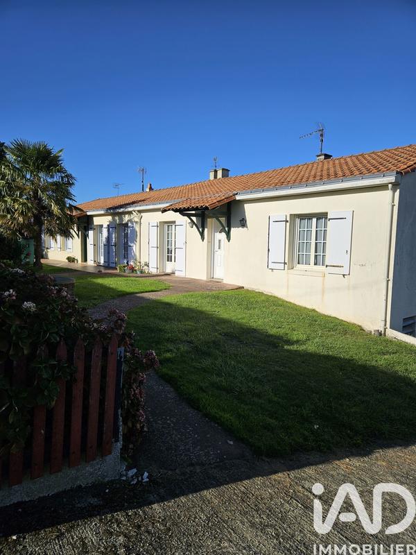 Maison - 214 m² - 8 pièces