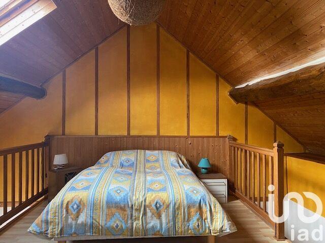 Maison - 221 m² - 5 pièces