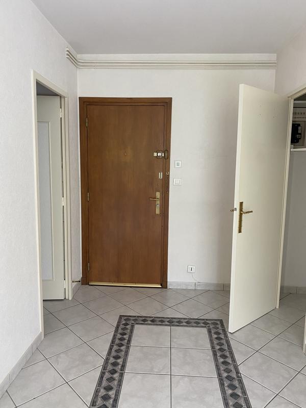 Appartement - 66 m² - 2 pièces