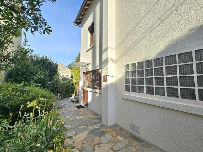 Pavillon - 100 m² - 5 pièces