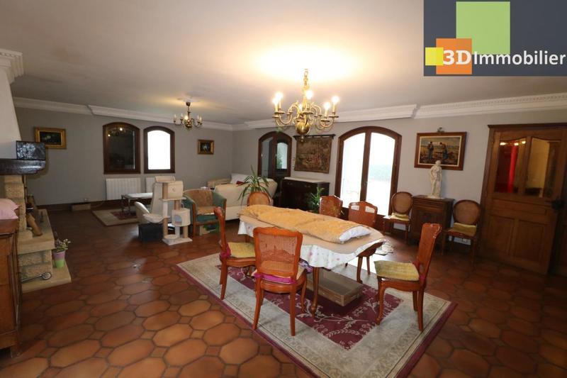 Maison - 291 m² - 12 pièces