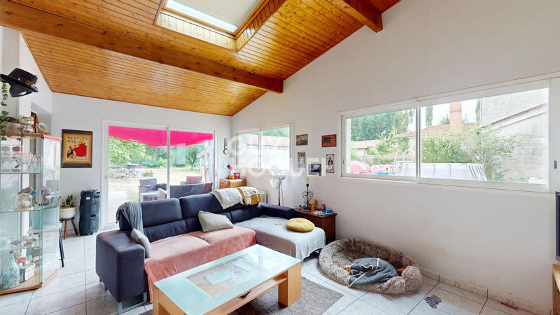 Maison - 158 m² - 6 pièces