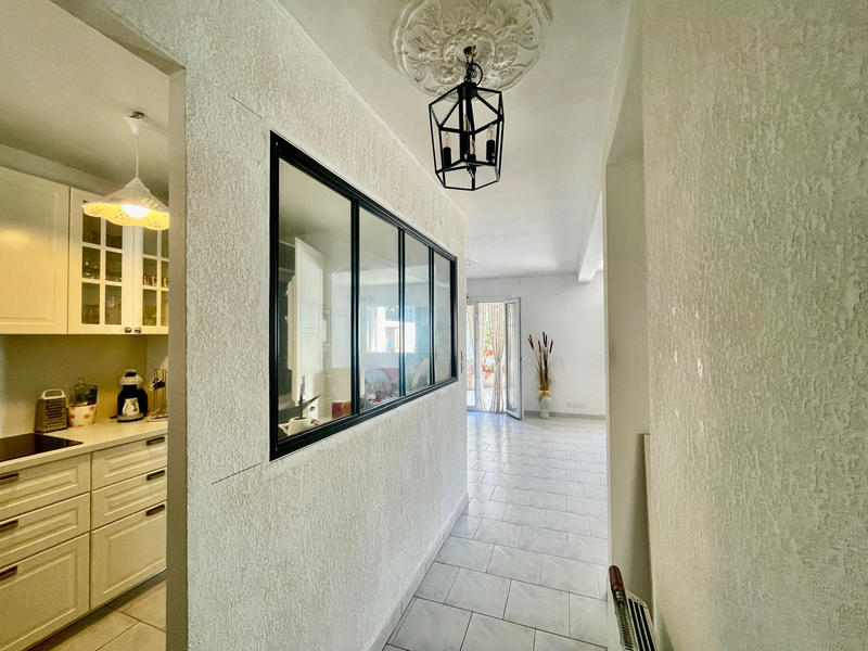 Maison - 80 m² - 5 pièces