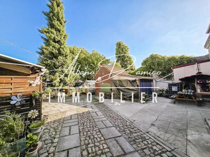 Maison - 166 m² - 7 pièces