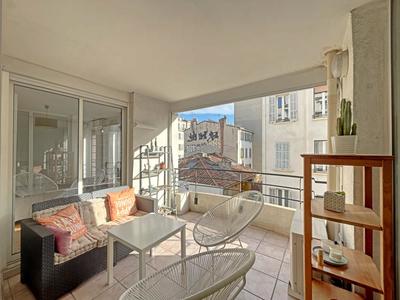 Appartement - 70 m² - 3 pièces