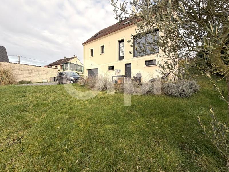 Maison - 105 m² - 6 pièces