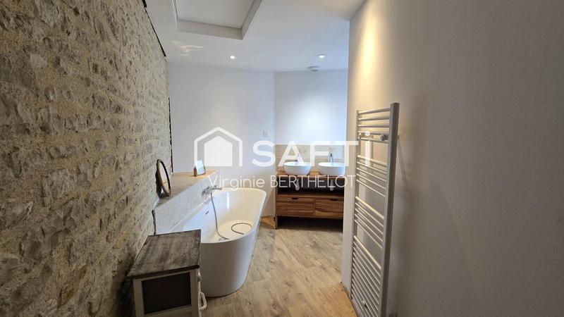 Maison - 174 m² - 7 pièces