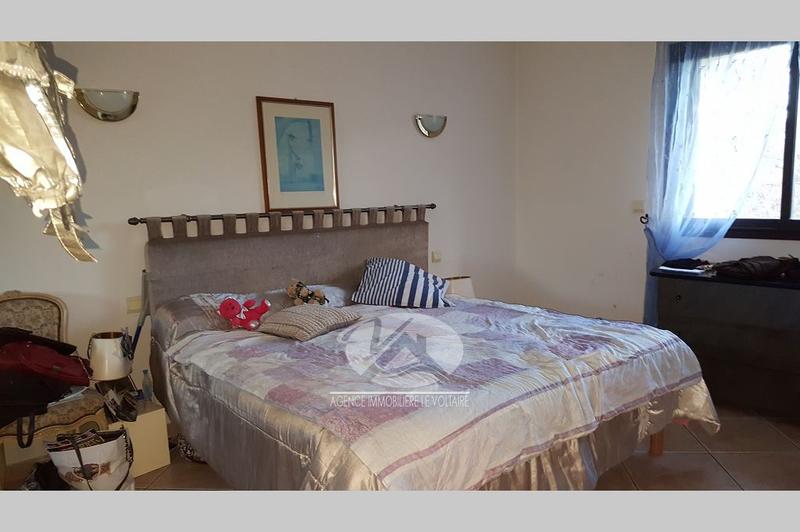 Propriété - 183 m² - 4 pièces