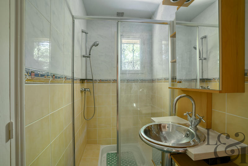 Maison - 190 m² - 10 pièces