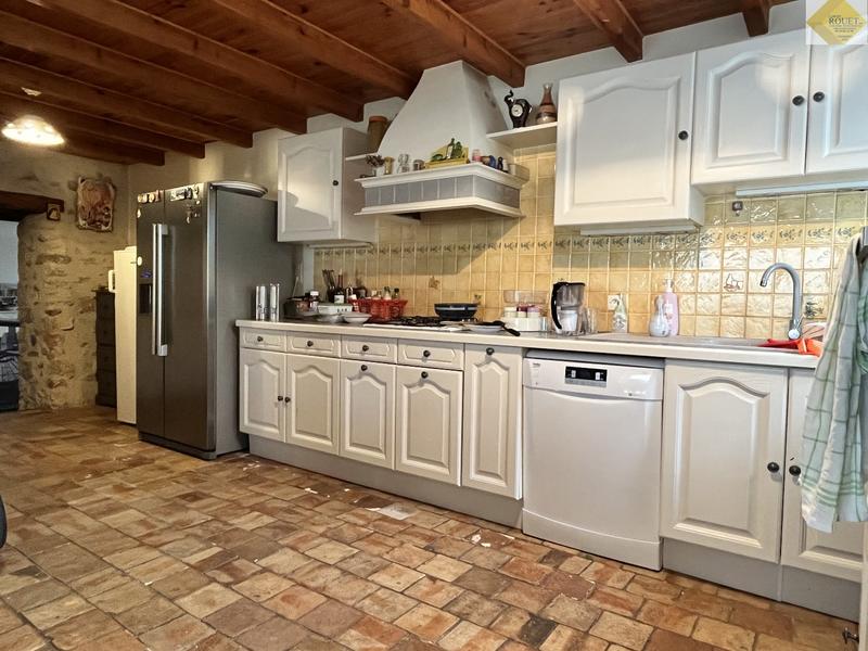 Maison - 213 m² - 6 pièces