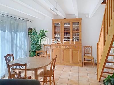 Maison - 100 m² - 5 pièces