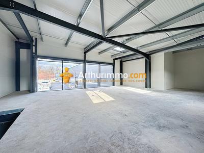 Bureau - 417 m² - 2 pièces