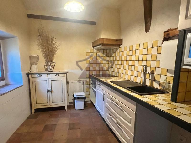 Maison - 198 m² - 10 pièces