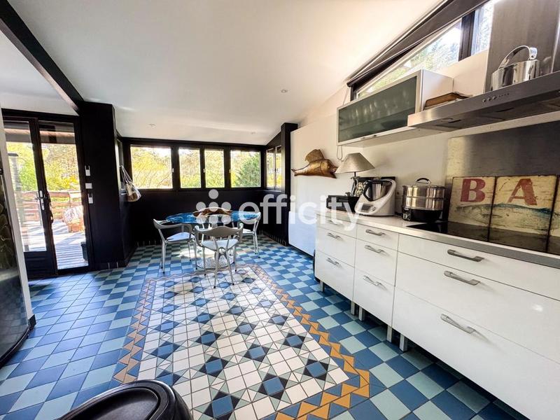 Maison - 155 m² - 5 pièces