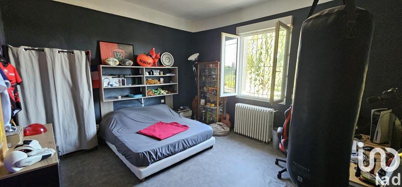 Maison - 393 m² - 9 pièces