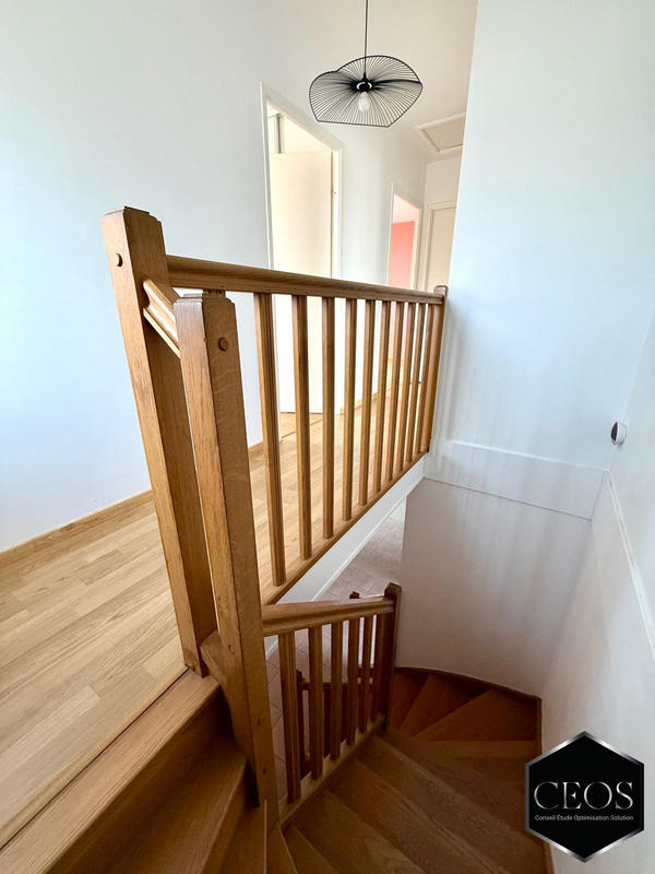 Maison traditionnelle - 88 m² - 5 pièces