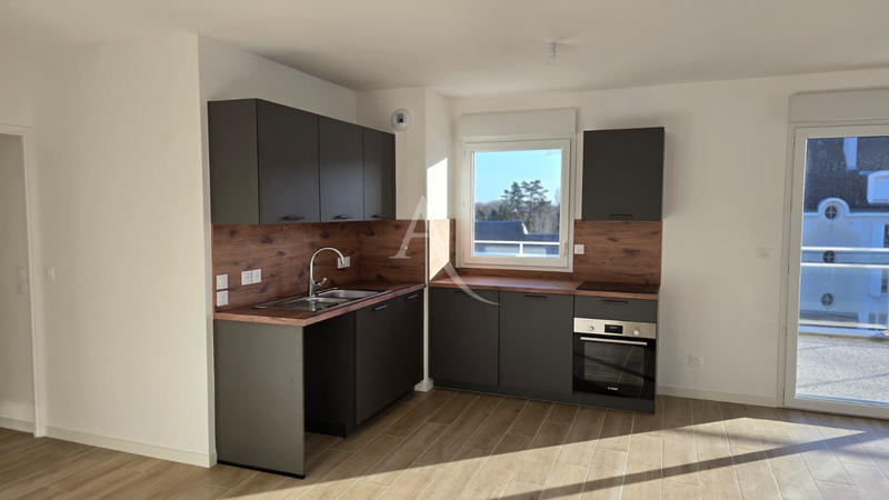 Appartement - 112 m² - 5 pièces