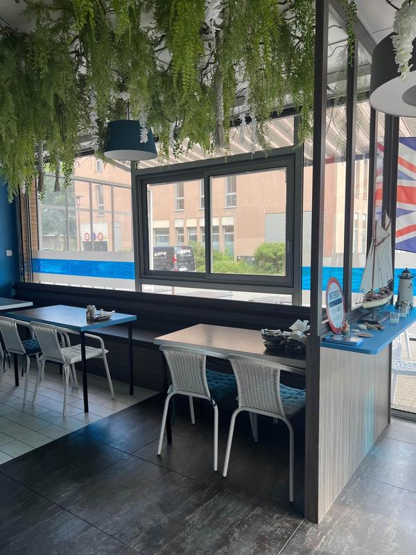 Local commercial - 90 m² - 2 pièces