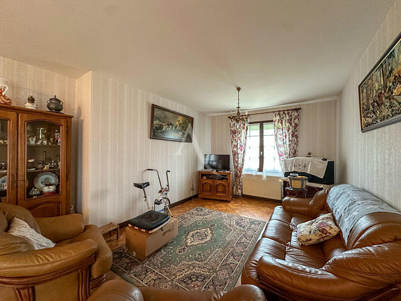 Maison - 95 m² - 4 pièces