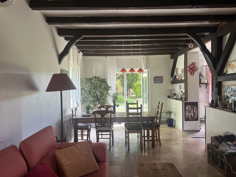 Maison - 320 m² - 9 pièces