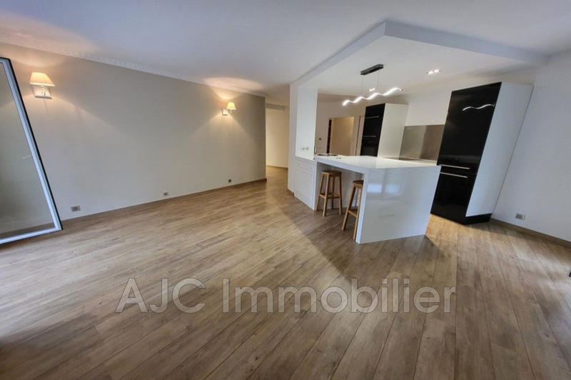 Appartement - 78 m² - 3 pièces