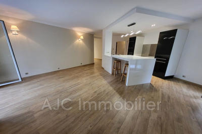 Appartement - 78 m² - 3 pièces