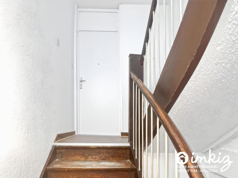 Maison - 318 m² - 13 pièces