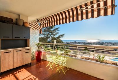 Appartement - 83 m² - 3 pièces