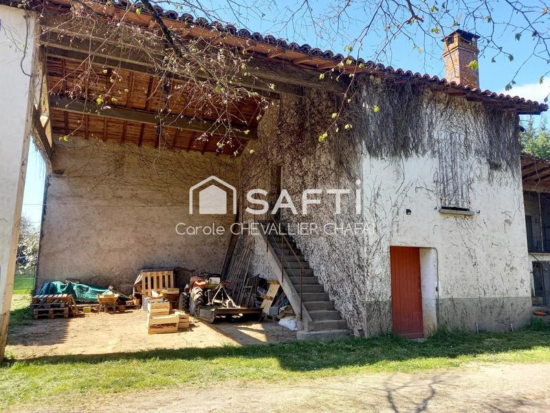 Maison - 137 m² - 7 pièces