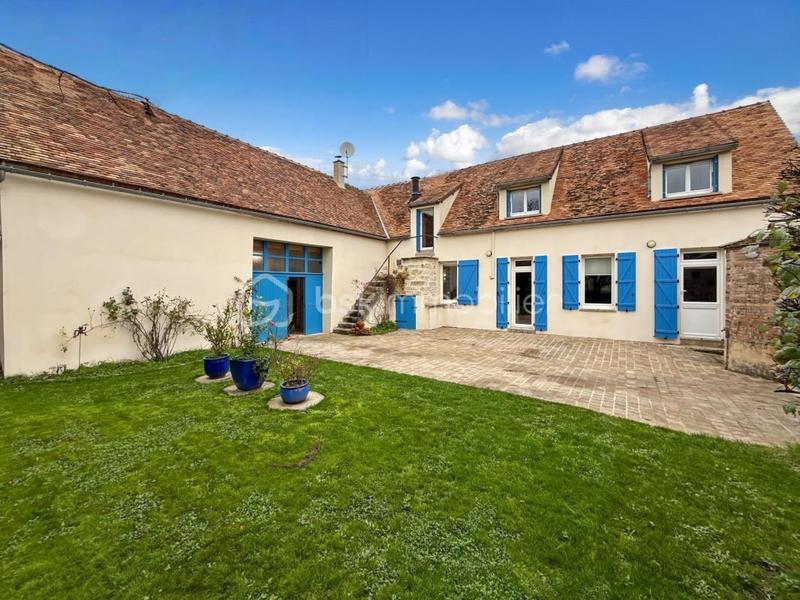 Maison ancienne - 181 m² - 6 pièces