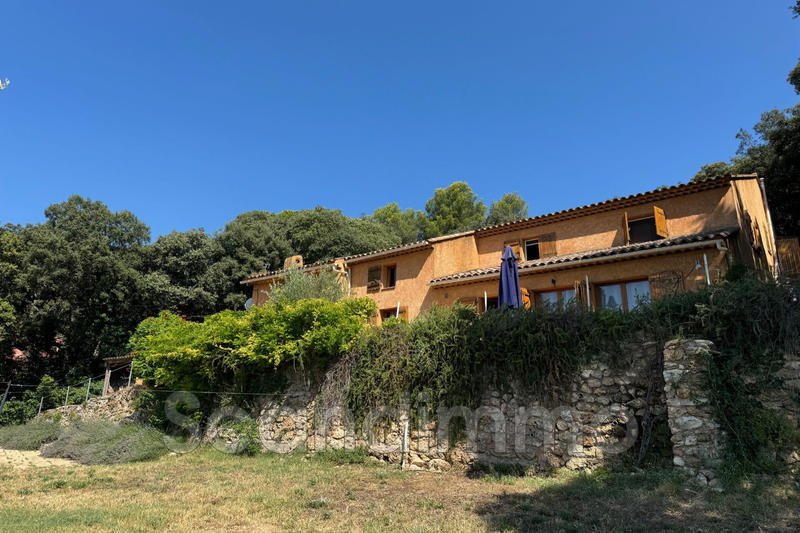 Maison - 169 m² - 7 pièces