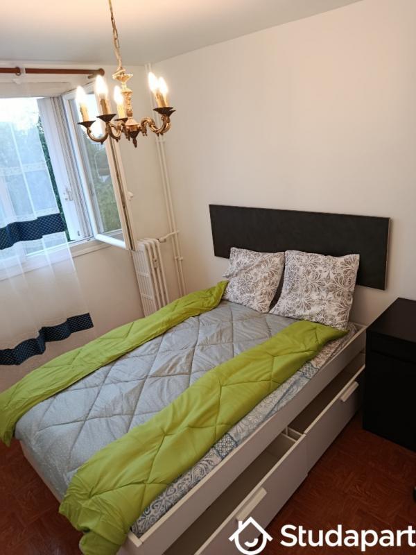 Chambre - 12 m² - 1 pièce