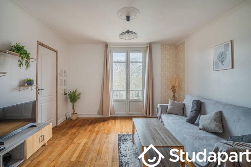 Chambre - 12 m² - 1 pièce