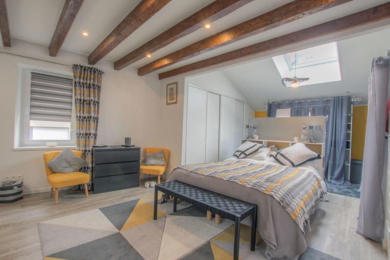 Maison traditionnelle - 200 m² - 7 pièces