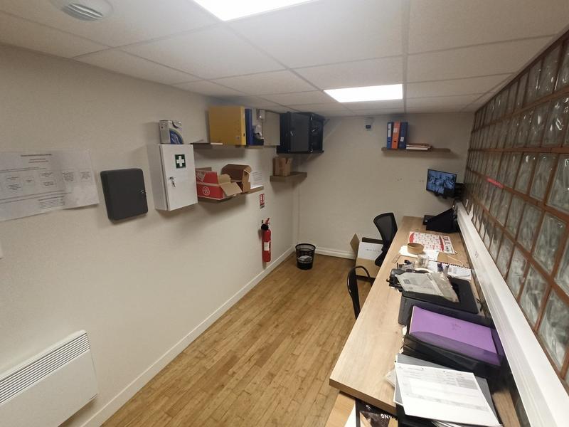 Local commercial - 320 m²