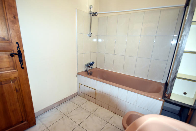 Maison - 99 m² - 4 pièces