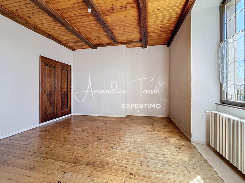 Maison - 204 m² - 6 pièces