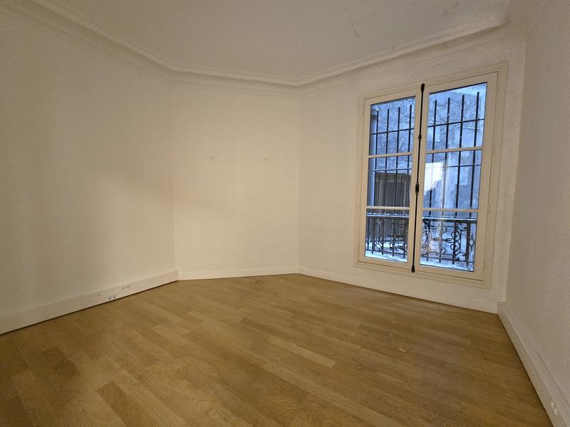 Bureau - 101 m² - 5 pièces