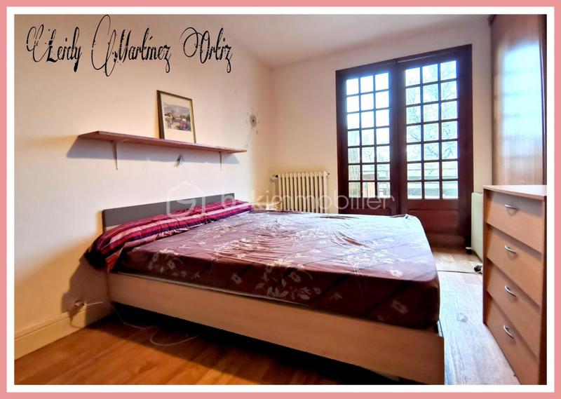 Immeuble - 300 m² - 15 pièces