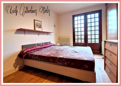 Immeuble - 300 m² - 15 pièces