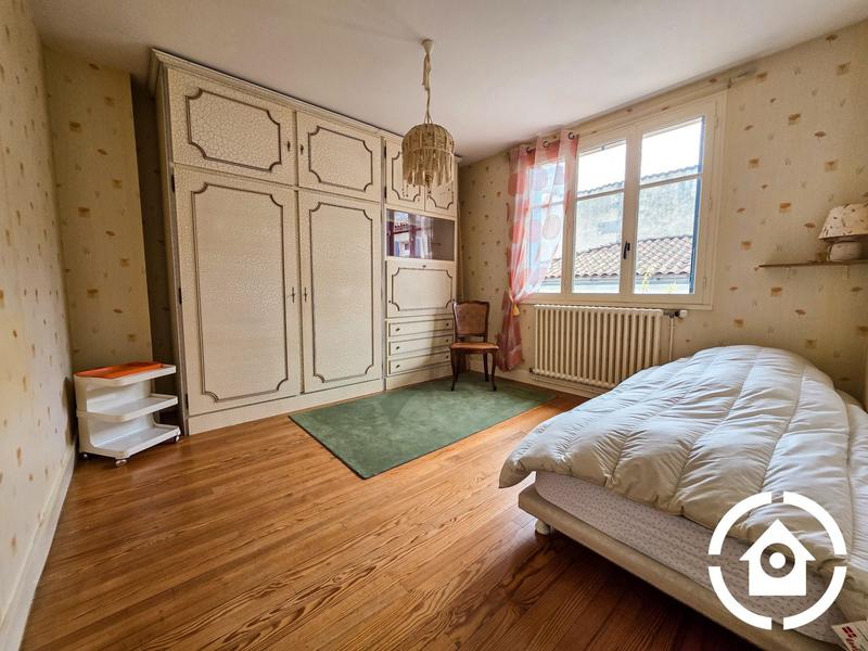 Maison - 147 m² - 7 pièces